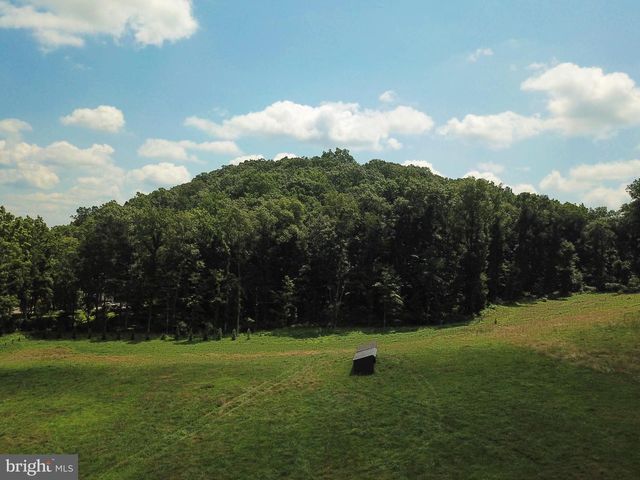 15 DAVIDSON RD, West Chester, PA 19382