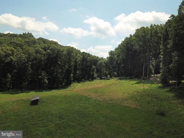 15 DAVIDSON RD, West Chester, PA 19382