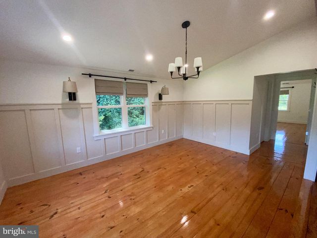 15 DAVIDSON RD, West Chester, PA 19382