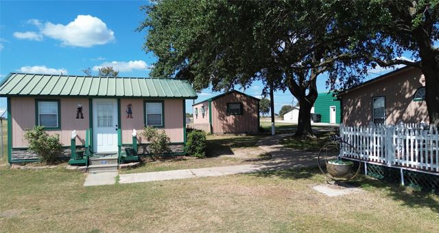 1753 Lcr 822, Groesbeck, TX 76642