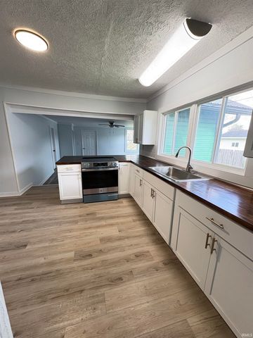 1527 S UNION Street, Kokomo, IN 46902
