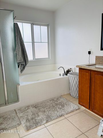 43023 43023 Artesia Court, Lancaster, CA 93535