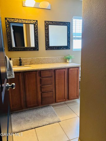 43023 43023 Artesia Court, Lancaster, CA 93535