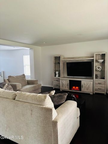 43023 43023 Artesia Court, Lancaster, CA 93535