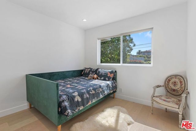 1445 S Stanley Avenue, Los Angeles, CA 90019