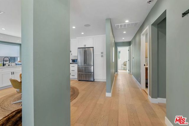 1445 S Stanley Avenue, Los Angeles, CA 90019