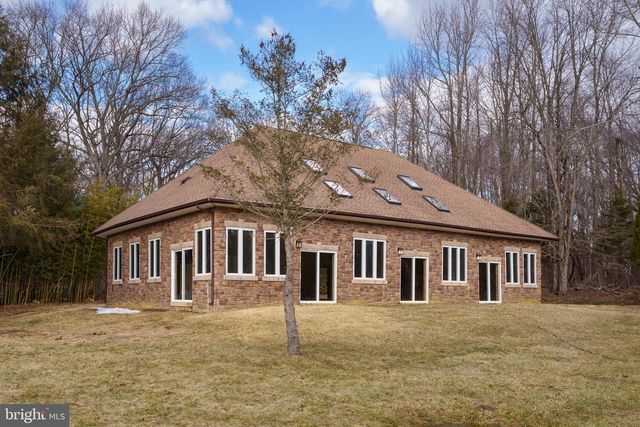 268 MATCHAPONIX AVE, Monroe Township, NJ 08831