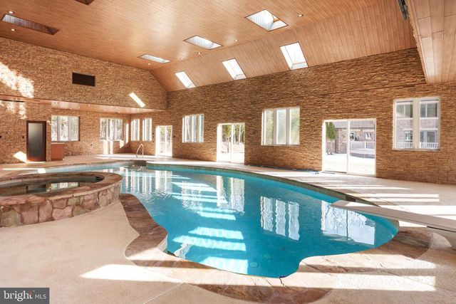 268 MATCHAPONIX AVE, Monroe Township, NJ 08831