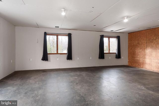 268 MATCHAPONIX AVE, Monroe Township, NJ 08831