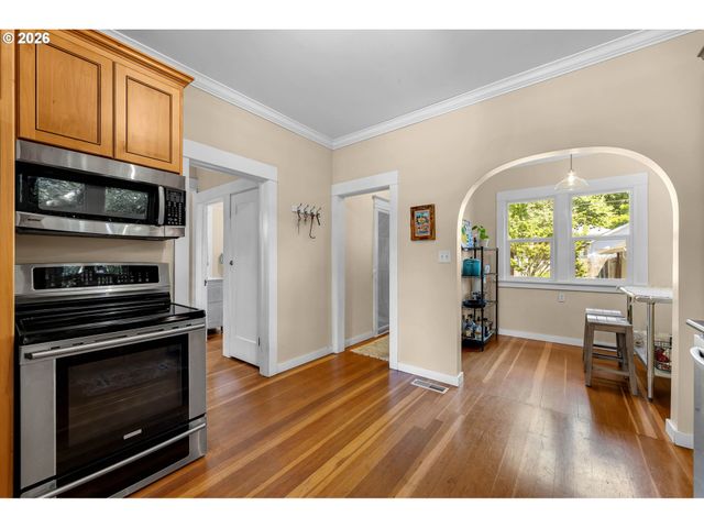 414 W 30TH St, Vancouver, WA 98660
