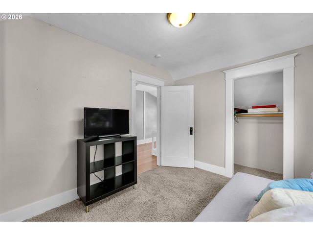 414 W 30TH St, Vancouver, WA 98660