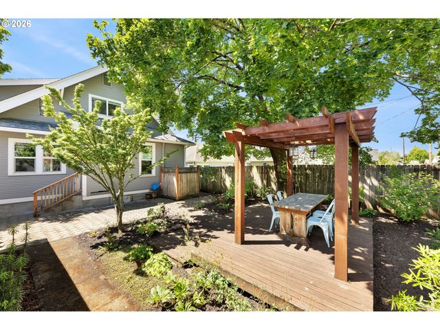 414 W 30TH St, Vancouver, WA 98660