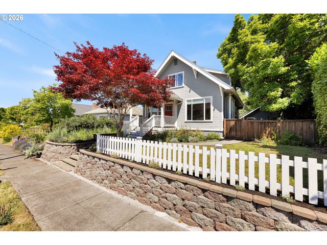 414 W 30TH St, Vancouver, WA 98660