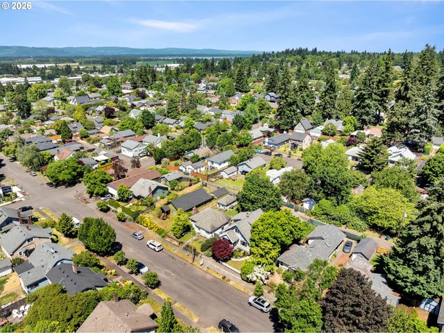 414 W 30TH St, Vancouver, WA 98660