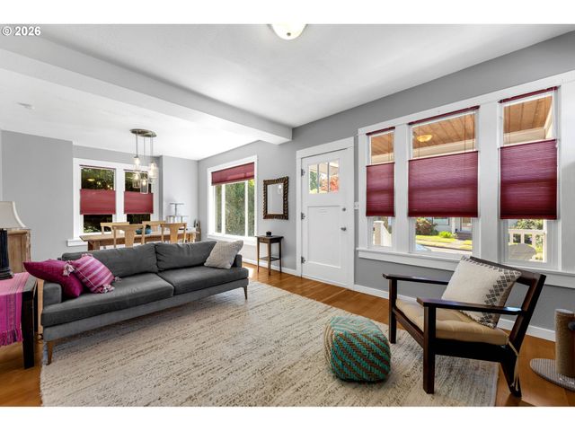 414 W 30TH St, Vancouver, WA 98660