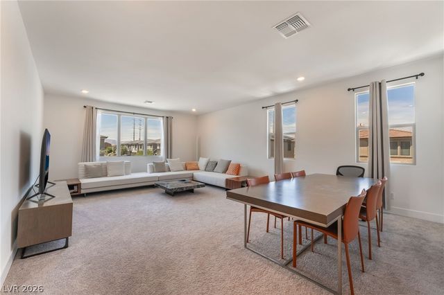 10114 Kettle Valley Street, Las Vegas, NV 89141