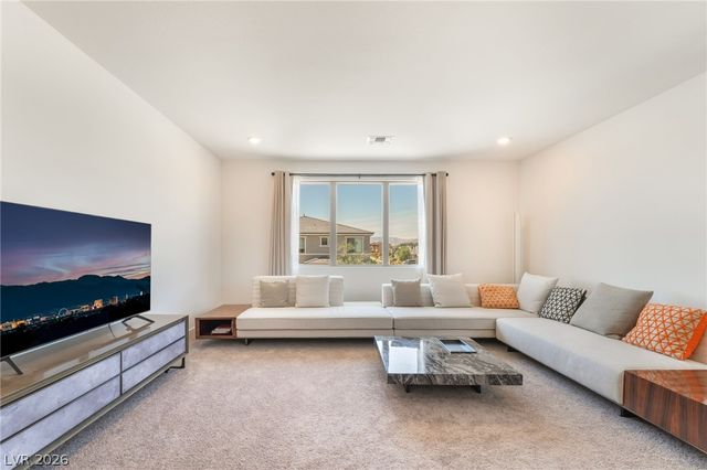 10114 Kettle Valley Street, Las Vegas, NV 89141