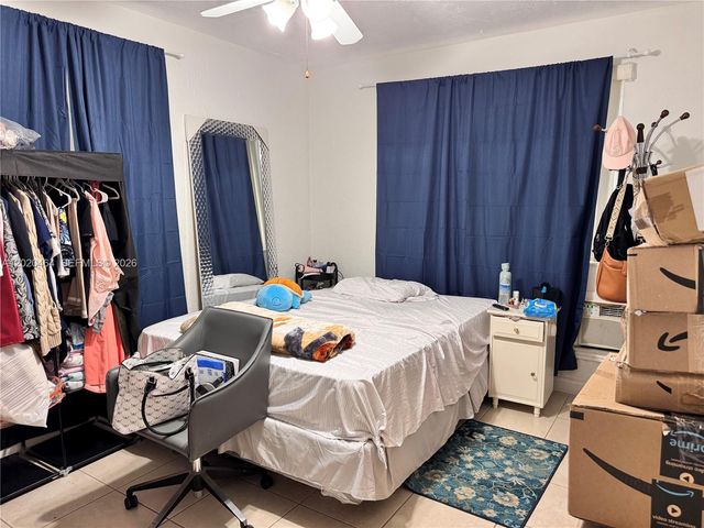 756 N 17th Ave 15, Hollywood, FL 33020