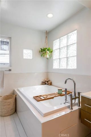 433 Marine B, Manhattan Beach, CA 90266