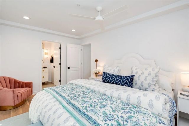 433 Marine B, Manhattan Beach, CA 90266