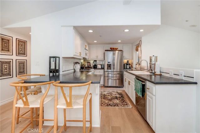 433 Marine B, Manhattan Beach, CA 90266