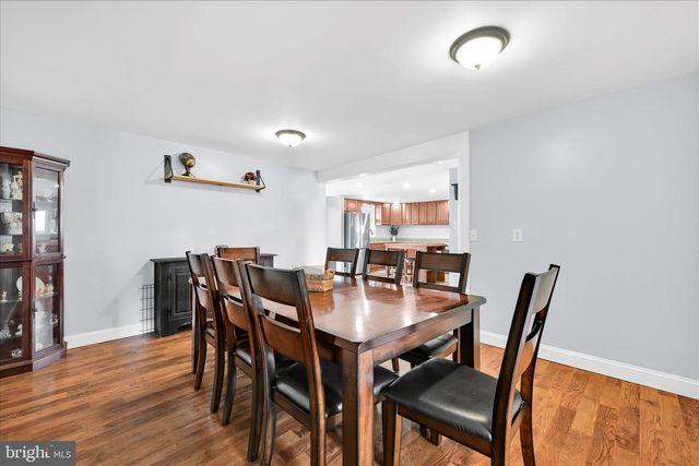 547 W MAIN AVE, Myerstown, PA 17067