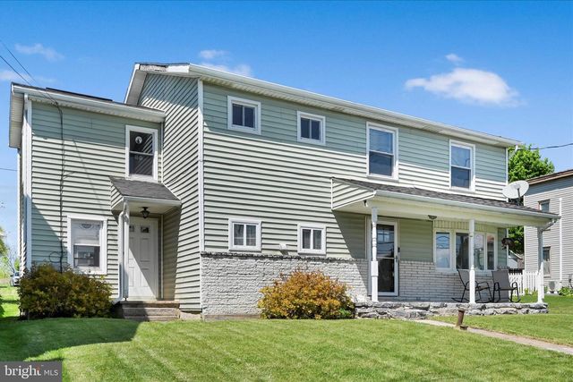 547 W MAIN AVE, Myerstown, PA 17067