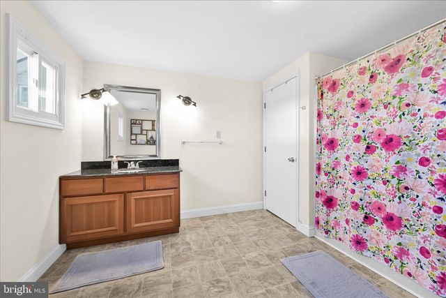 547 W MAIN AVE, Myerstown, PA 17067