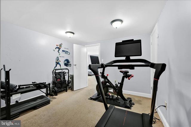 547 W MAIN AVE, Myerstown, PA 17067