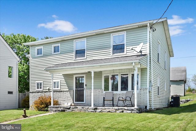 547 W MAIN AVE, Myerstown, PA 17067