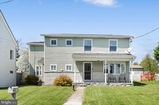 547 W MAIN AVE, Myerstown, PA 17067