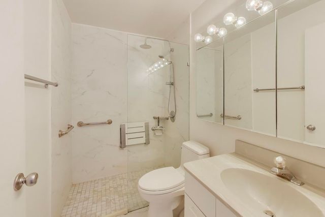 901 S Plymouth Court 1904, Chicago, IL 60605