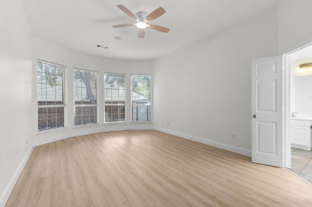 8200 Watson Road, Lantana, TX 76226