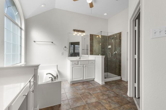 8200 Watson Road, Lantana, TX 76226