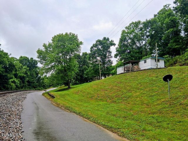100 Scruggs Lane, Mohawk, TN 37810