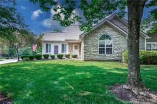 70 Edinburgh Village Drive, Dayton, OH 45458