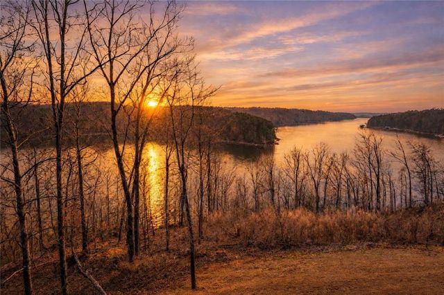 4238 Bayridge Drive, Gainesville, GA 30506