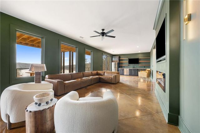 4238 Bayridge Drive, Gainesville, GA 30506