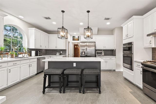 3114 Williams Glen Drive, Sugar Land, TX 77479