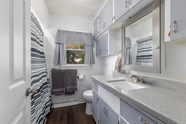 131 Oak Street, Wayland, MI 49348