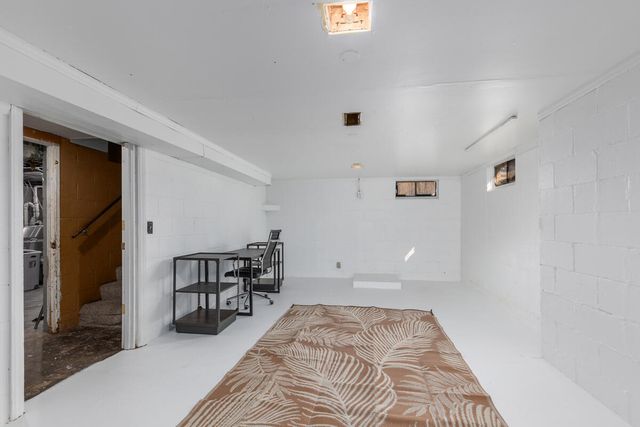 131 Oak Street, Wayland, MI 49348