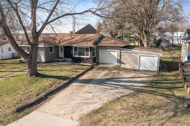 131 Oak Street, Wayland, MI 49348