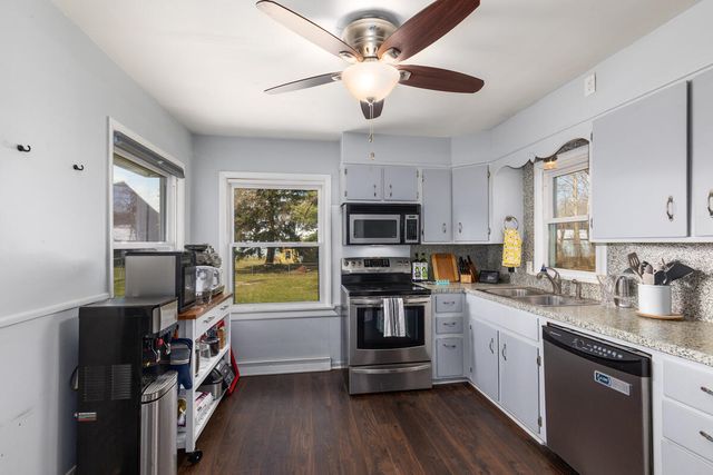 131 Oak Street, Wayland, MI 49348