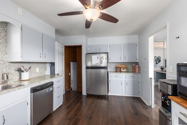 131 Oak Street, Wayland, MI 49348