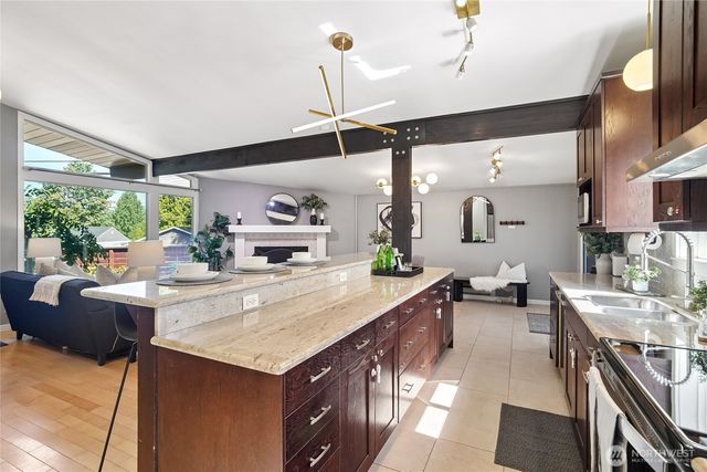 7005 S 128th Street, Seattle, WA 98178
