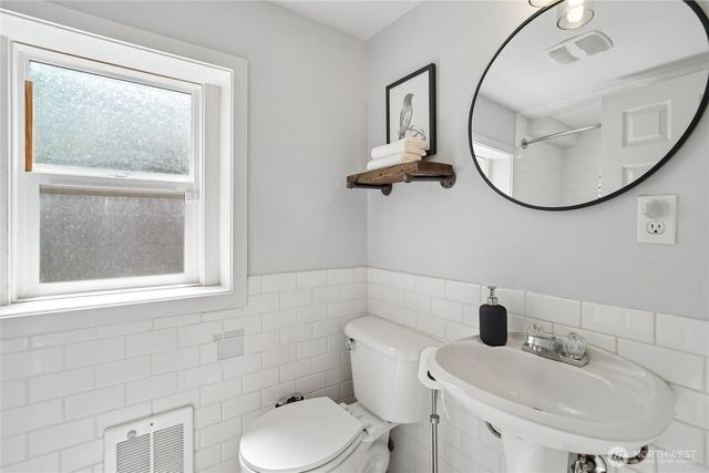 7005 S 128th Street, Seattle, WA 98178