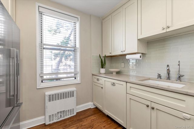 530 Dubois Avenue 16C, Valley Stream, NY 11581