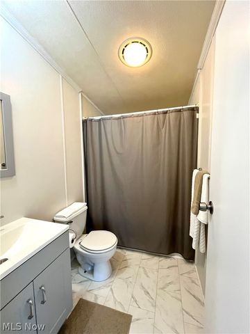9741 Yoder Road, Sterling, OH 44276
