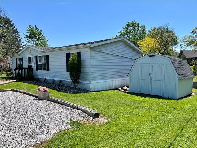 9741 Yoder Road, Sterling, OH 44276