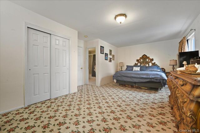 447 Chestnut Street, West Hempstead, NY 11552